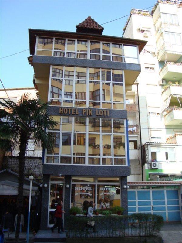 Hotel Pik Loti Тирана Екстериор снимка